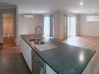 20 Kingbird Avenue , Tarneit