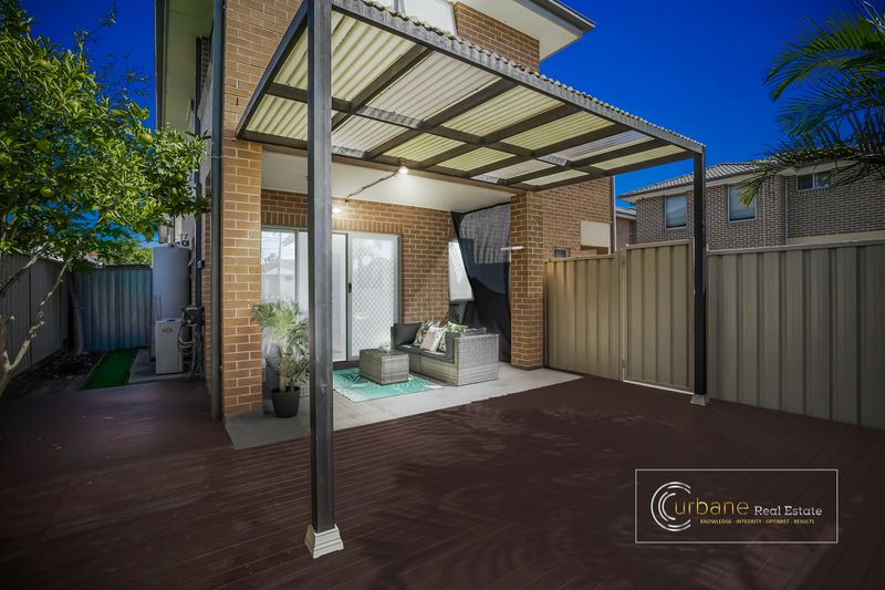 7 / 61 Portico Parade, Toongabbie