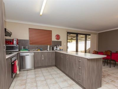 14 / 4 Reynolds Place, South Hedland