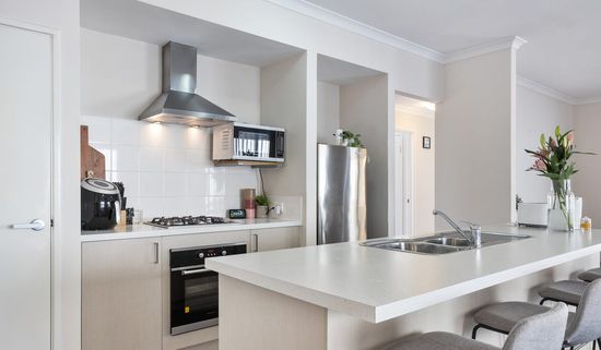 34 Perkins Drive, Clarkson
