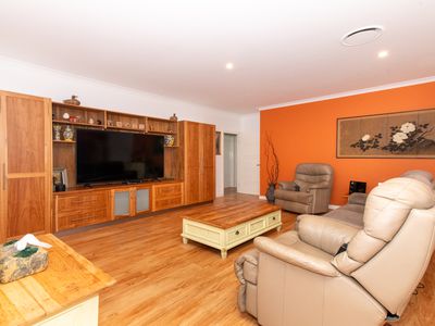 180 Woodward Heights, Hay