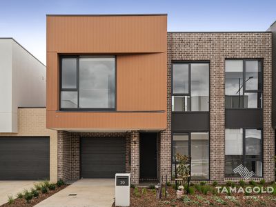 30 Society Circuit, Aintree