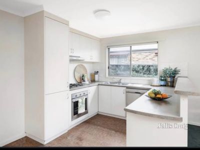 9 Jemacra Place, Mount Clear