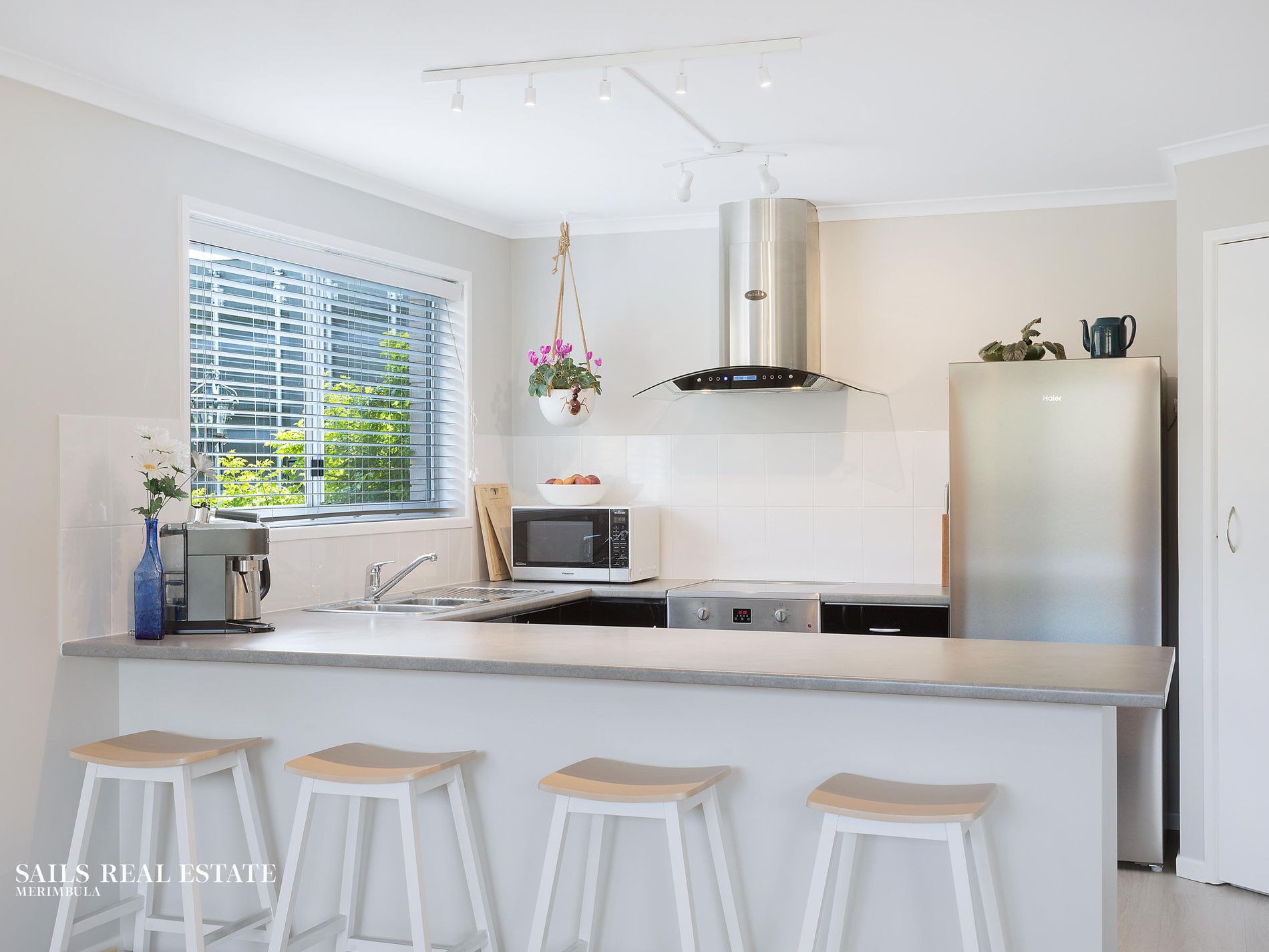 2 / 30 Tura Beach Drive, Tura Beach