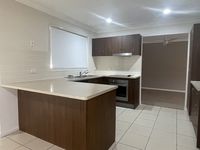 94 Sunview Road , Springfield