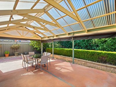 17 Stringybark Close, Manor Lakes