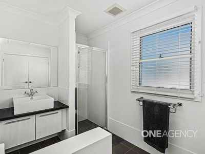 23 Curramore Terrace, Tullimbar