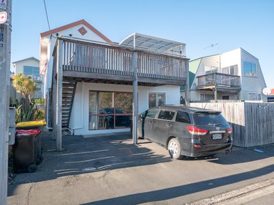9 Ethel McMillan Place, North Dunedin