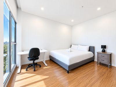 805 / 8  Rose Valley Way, Zetland