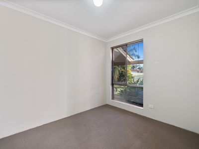 6 Lessing Place, South Lake