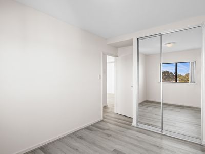 15 / 18 Tanunda Drive, Rivervale