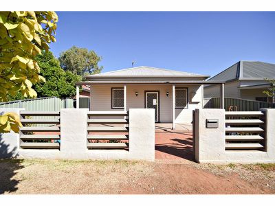 43 Sterling Street, Dubbo