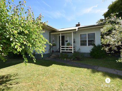 18 Junction Road, Beechworth