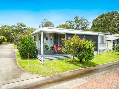 2 / 2 Evans Road, Canton Beach