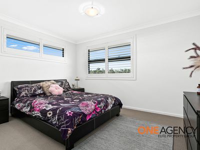 22 Honeybee Crescent, Calderwood