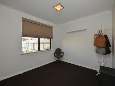 15 Godenzi Street, Broadwood