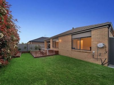 12 Atherton Way, Cranbourne West