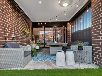 30 Flanagan Avenue, Officer