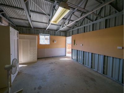 2 Garnet Street, Dubbo