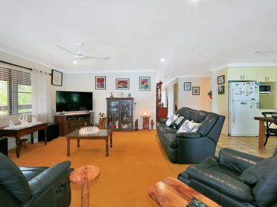 20 Manley-smith Dr, Woodgate