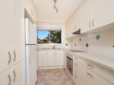 16 Donna Avenue, Rochedale South