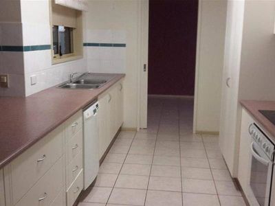 4 Bondini Drive, Newman