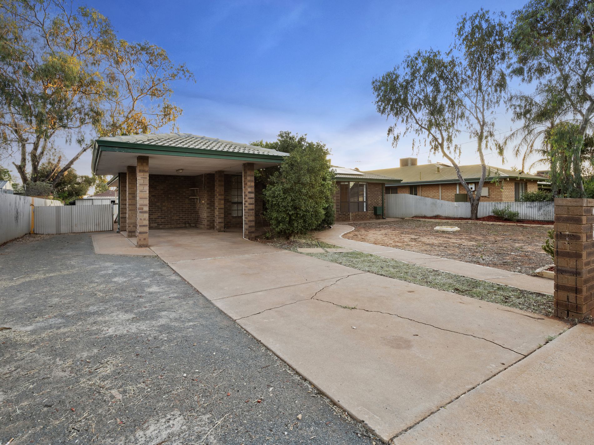 10 O'Connor Way, West Lamington