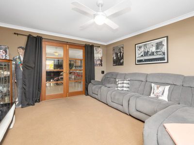 28 Rosewood Lane, Thornlie