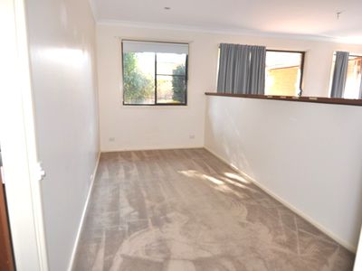 13 Brigalow Avenue, Dubbo