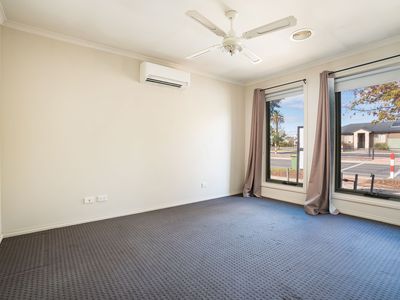 76 VICTORIA CROSS PARADE, Wodonga
