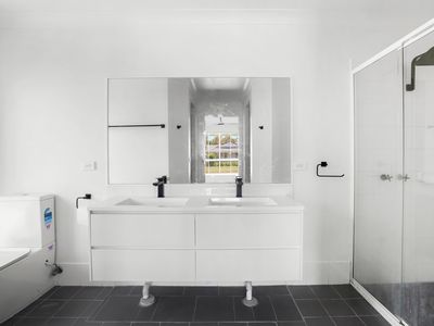 33 Birch Drive, Hamlyn Terrace