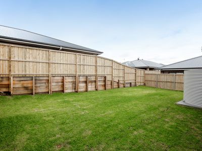 114 Meya Crescent, Fletcher