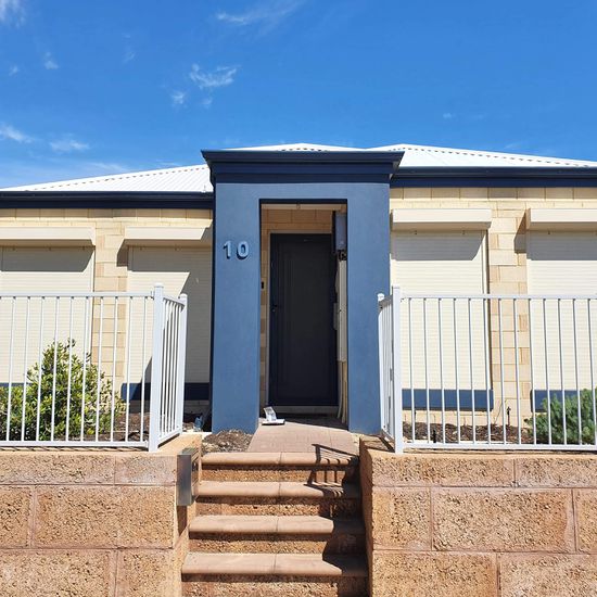 10 Micrantha Way, Banksia Grove