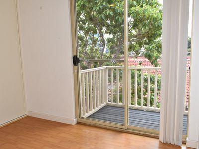 2/48 Scarborough Beach Road, Scarborough