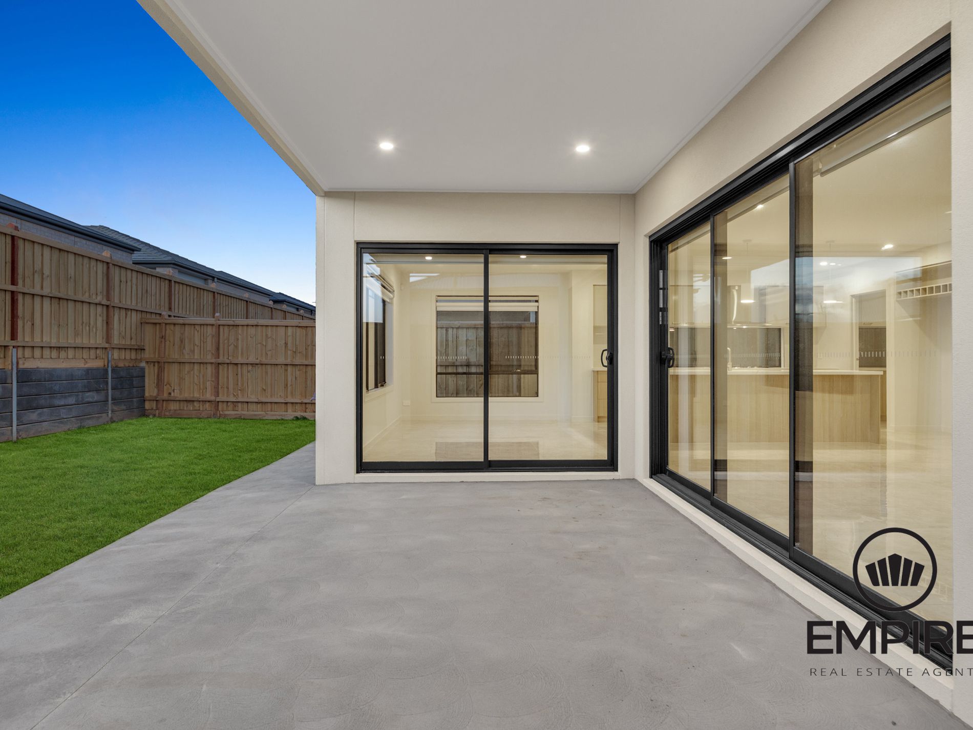 144 Yeungroon Boulevard, Clyde North