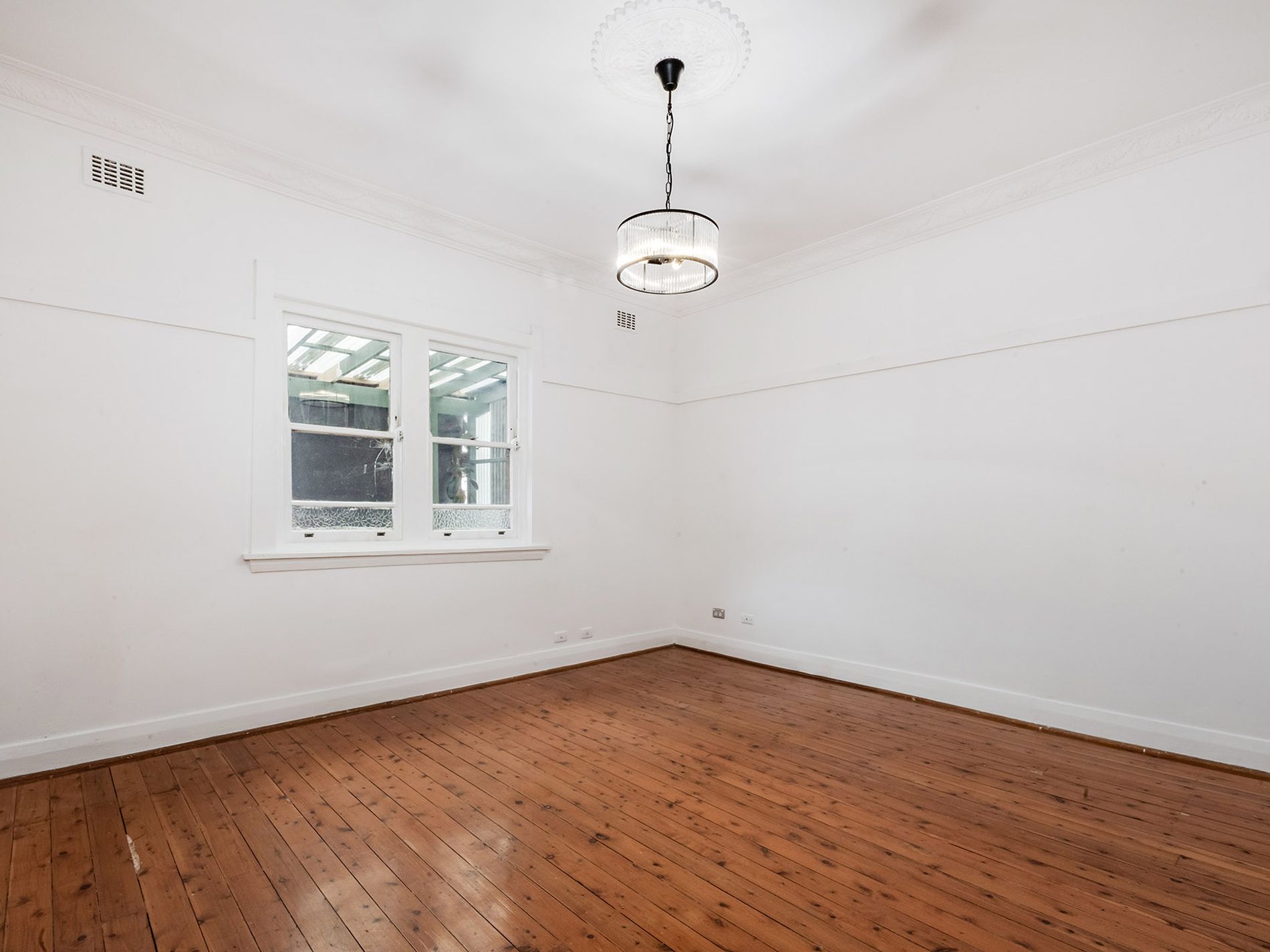 66 Tweedmouth Avenue, Rosebery