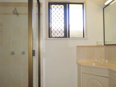 33 Jenkinson Drive, Annandale