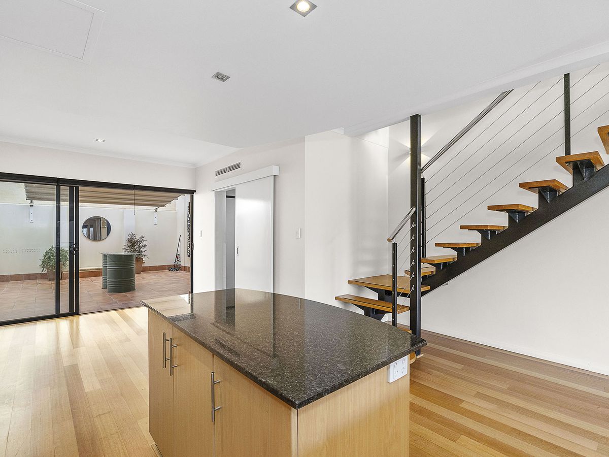 6 Boans Lane, East Perth