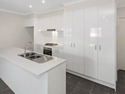 1 / 22 Christie Crescent, Bellbird Park