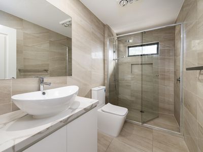 4 / 4 Fortune Street, Box Hill North