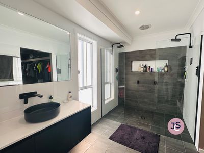 8 Fatches Road, Raymond Terrace