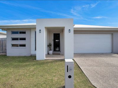 6 Lugano Mews, Andergrove