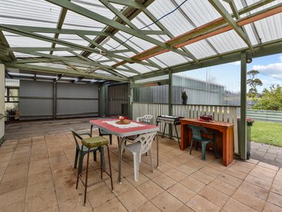 17 Bowering Street, Millicent