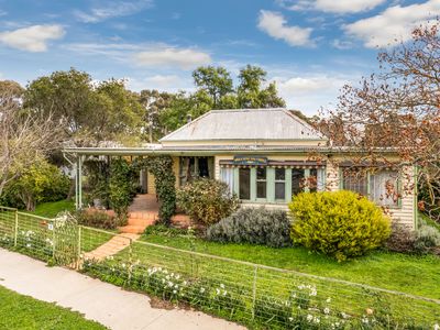 26 Craven Crescent, Heathcote