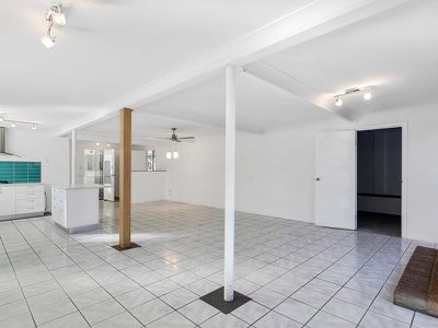 2 / 120 Cypress Street, Torquay