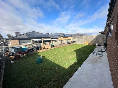 7 Pepita Crescent, Manor Lakes