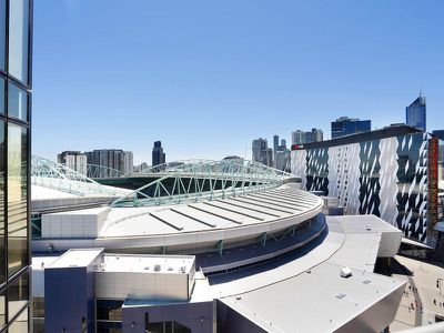 1812 / 100 Harbour Esplanade, Docklands