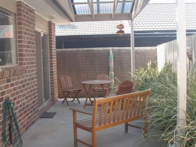 2A Emery Court, Altona Meadows