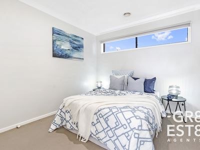 77 Morningside Boulevard, Cranbourne West