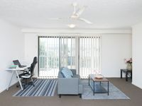 66 / 66 University Drive, Meadowbrook